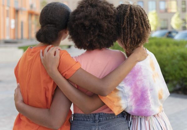 Elternkurse bei der LIFE Jugendhilfe: Gemeinsam zu einem harmonischen Familienleben